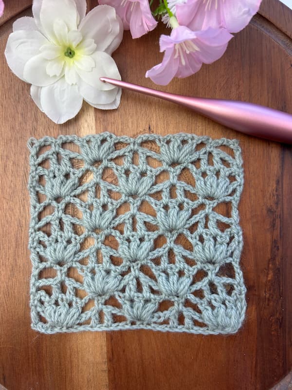 video tutorial for puff petal lattice crochet stitch